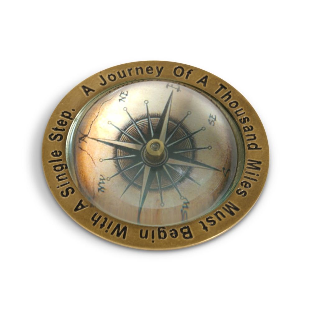 2 - Authentic Models - Bussola con cupola in vetro - Cartoleria Rossi dal 1927 - Idee regalo e non solo.jpg