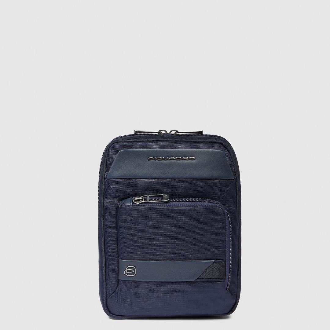 Piquadro - Borsello porta iPad mini in pelle e tessuto CA3084W132 - Cartoleria Rossi - Idee regalo dal 1927 - Mantova