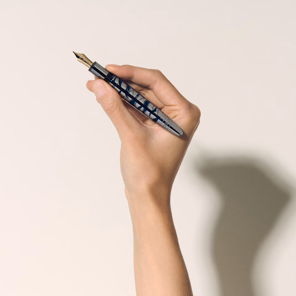 Montblanc - Around the World in 80 Days - Stilografica Solitaire - Cartoleria Rossi Mantova - Idee regalo dal 1927 - 2